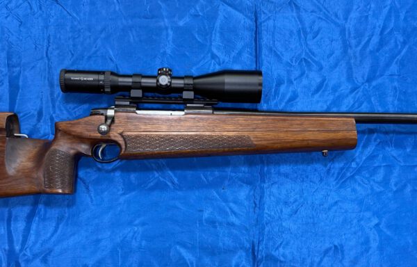 Sako L691 300 Win Mag Matchlauf mit integrierter Mündungsbremse Matchschaft