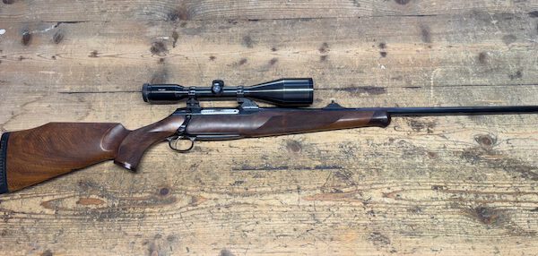 Sauer 202 300 Win Mag mit Kahles 8×56